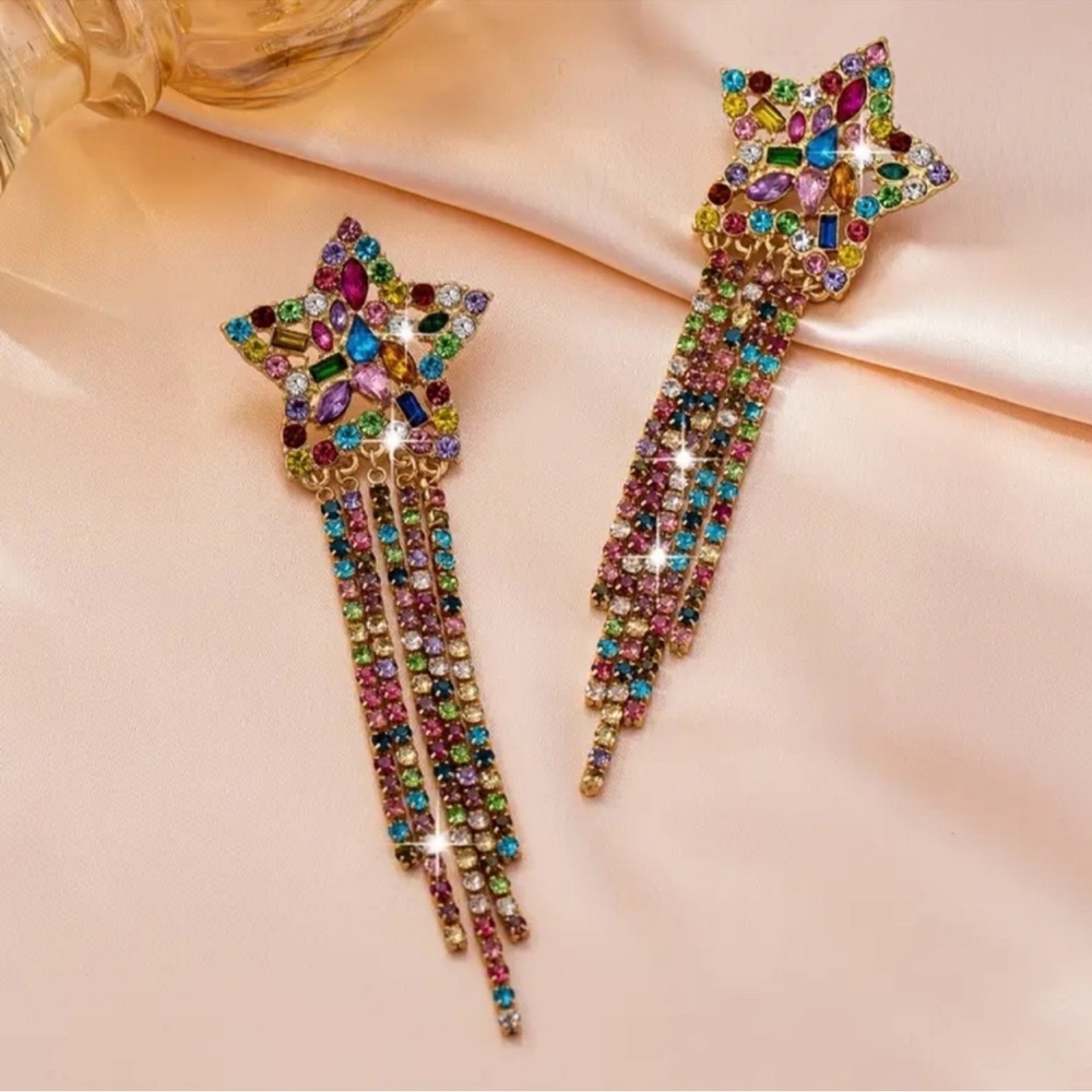 NEW❗️Luxury Multicolor Star Dangle Earrings. Unique Statement Earrings ⭐️ - Picture 5 of 5